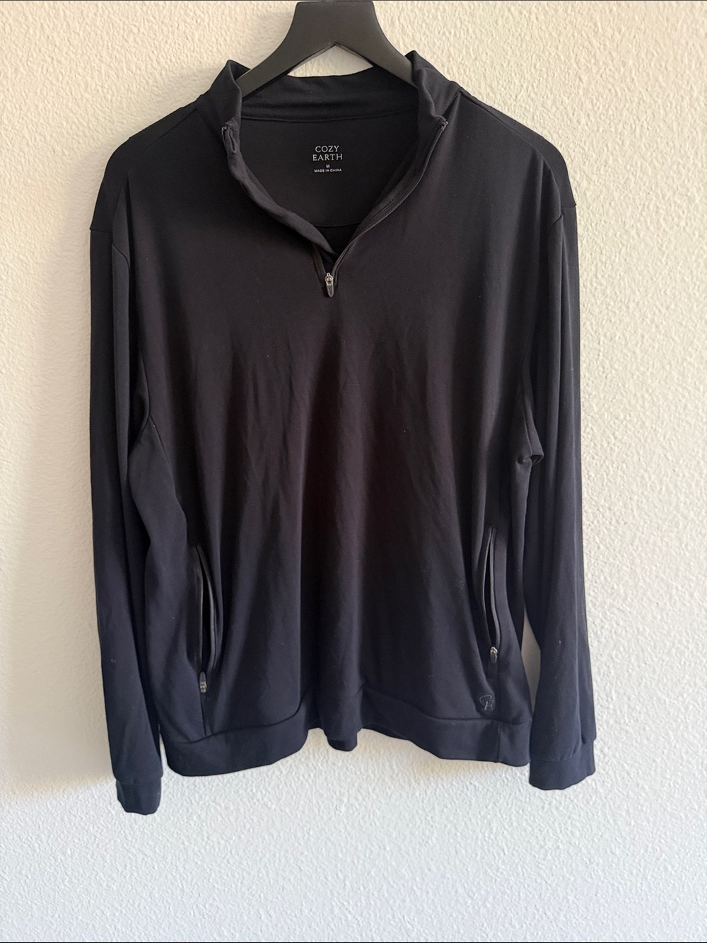 Cozy Earth Black Quarter-Zip Sweater Sweatshirt Unisex Sz M